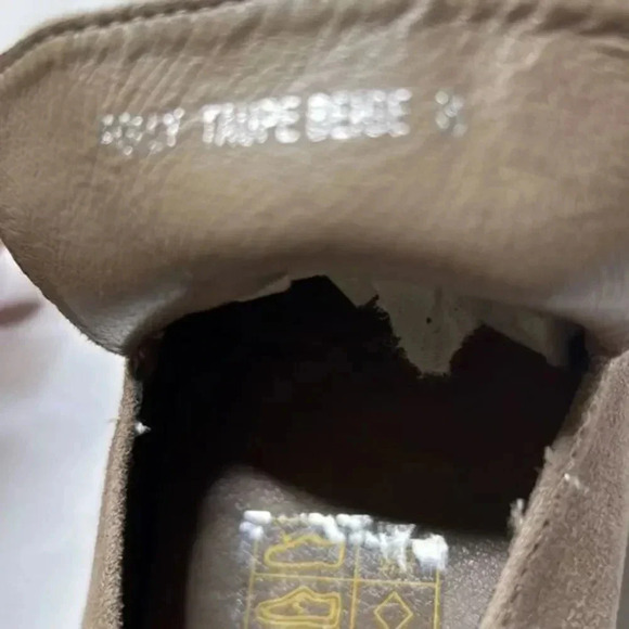 Vintage Havana Beige Suede Slip Gold Hardware Mules/Slides size 8 NWOT - Picture 8 of 8